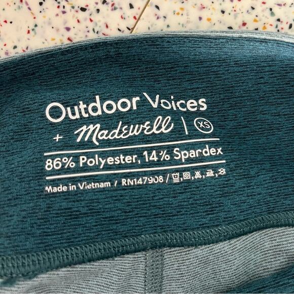 Outdoor Voices x Madewell 3/4 Two Tone Color Block Capri Leggings Women’s XS - Picture 4 of 7